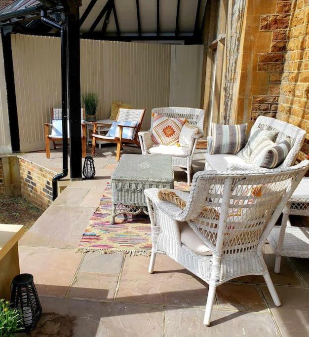 3 Bedroom 3 Bathroom Ground Floor With Veranda *