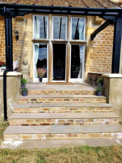 Apartment 3 Bedroom 3 Bathroom Ground Floor With Veranda
